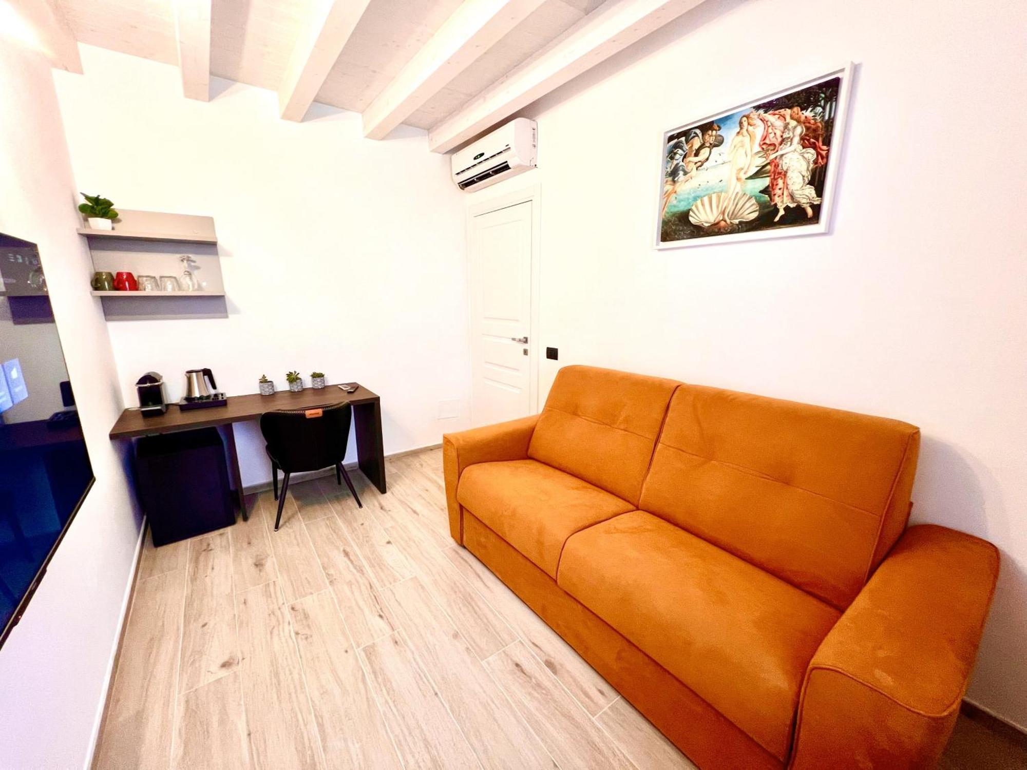Cinque Terre Hub Suite Art La Spezia Bagian luar foto