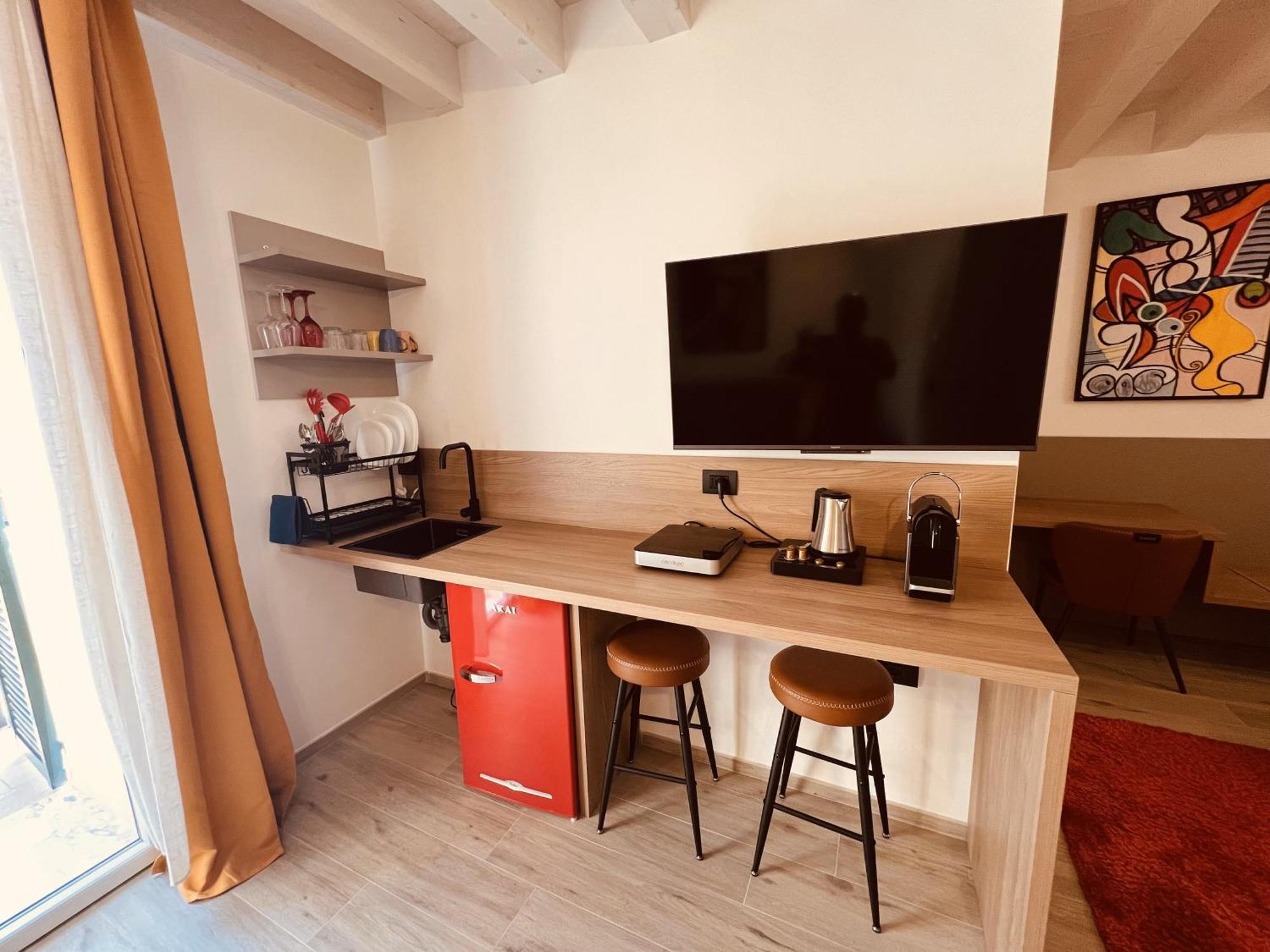 Cinque Terre Hub Suite Art La Spezia Bagian luar foto